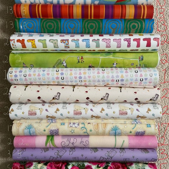 - Thick quality smooth shiny gift wrap paper - Picture 1 of 16